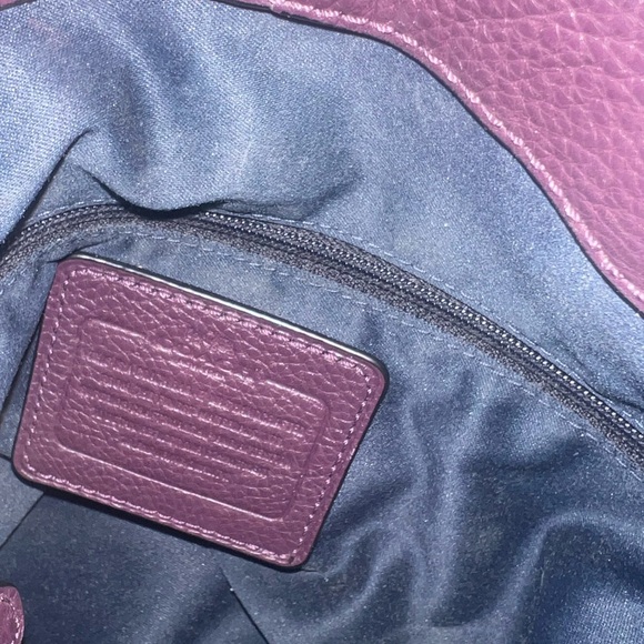 Vintage Coach Madison Phoebe Plum Pebbled Leather Shoulder Bag - Picture 7 of 13